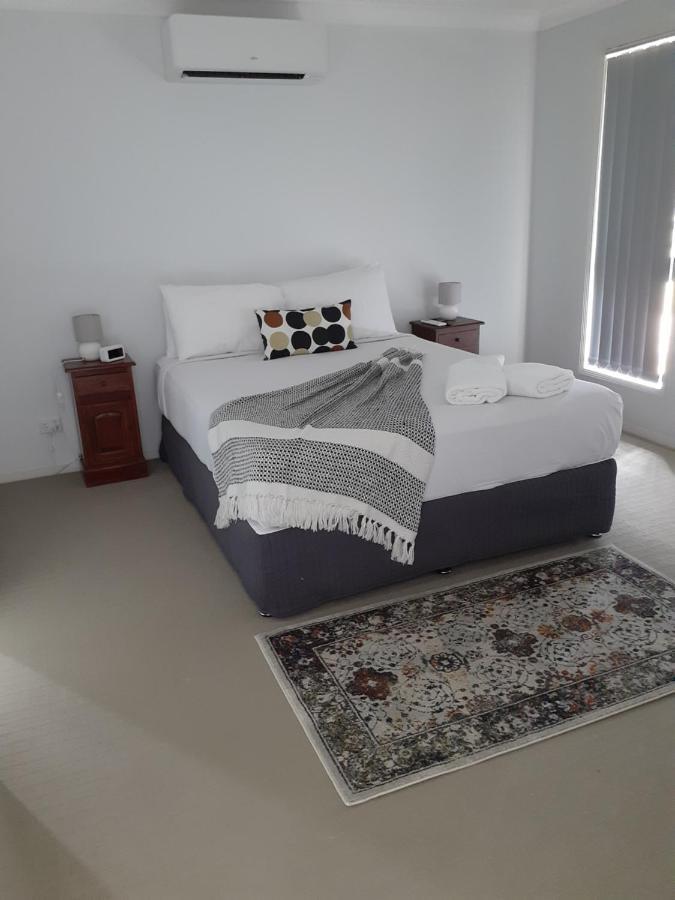 Blk Stays Guest House Deluxe Units Morayfield Εξωτερικό φωτογραφία