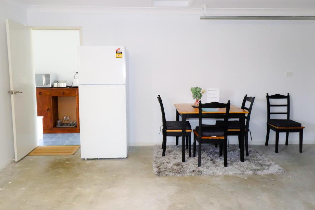 Blk Stays Guest House Deluxe Units Morayfield Εξωτερικό φωτογραφία
